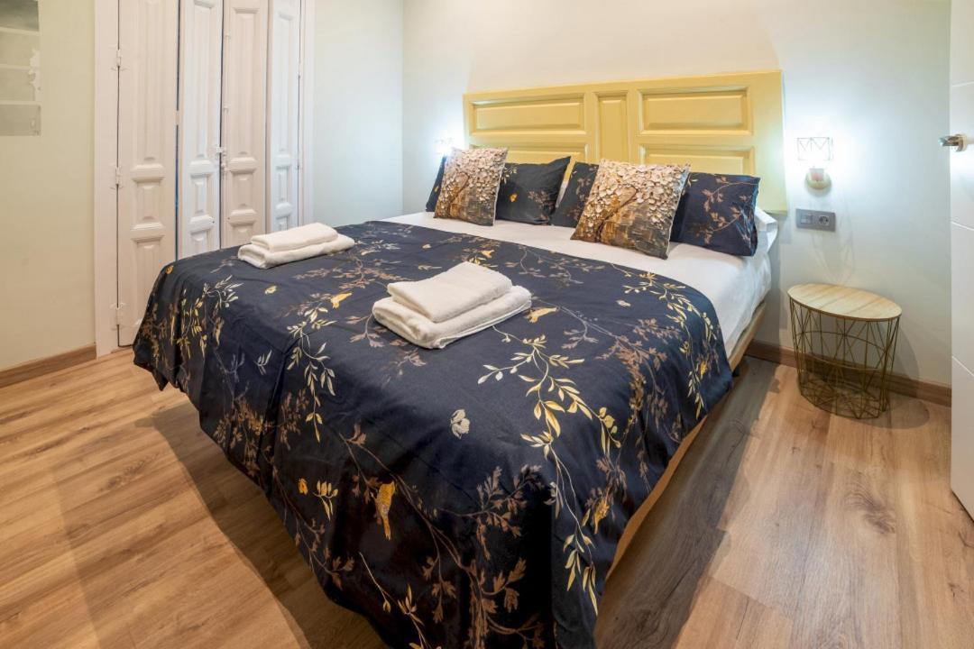 2 Bedrooms 1.5 Bathrooms Furnished - Justicia - Refurbished - Mintystay Madrid Exterior photo